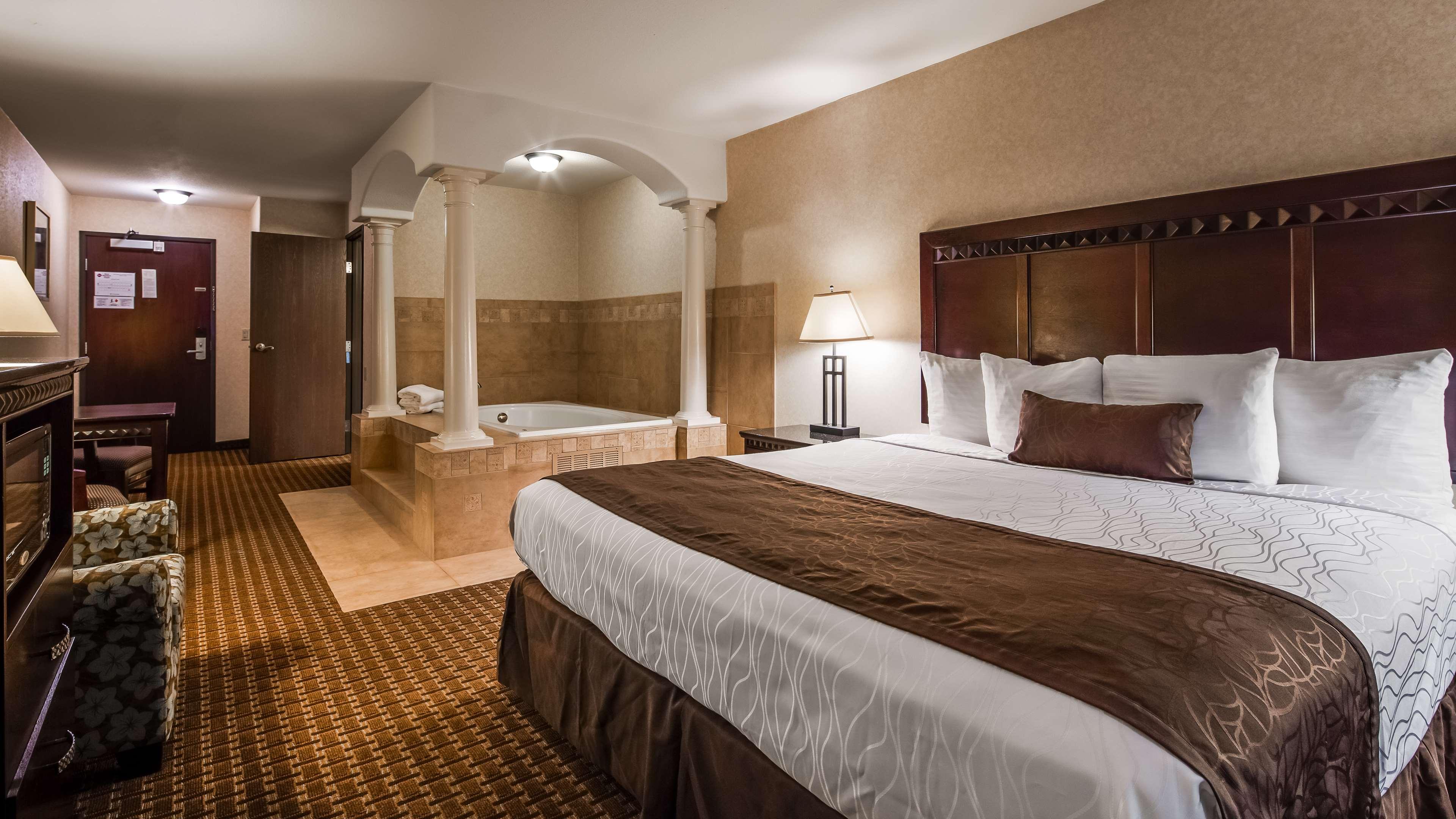 Best Western Plus Main Street Inn Brawley Экстерьер фото