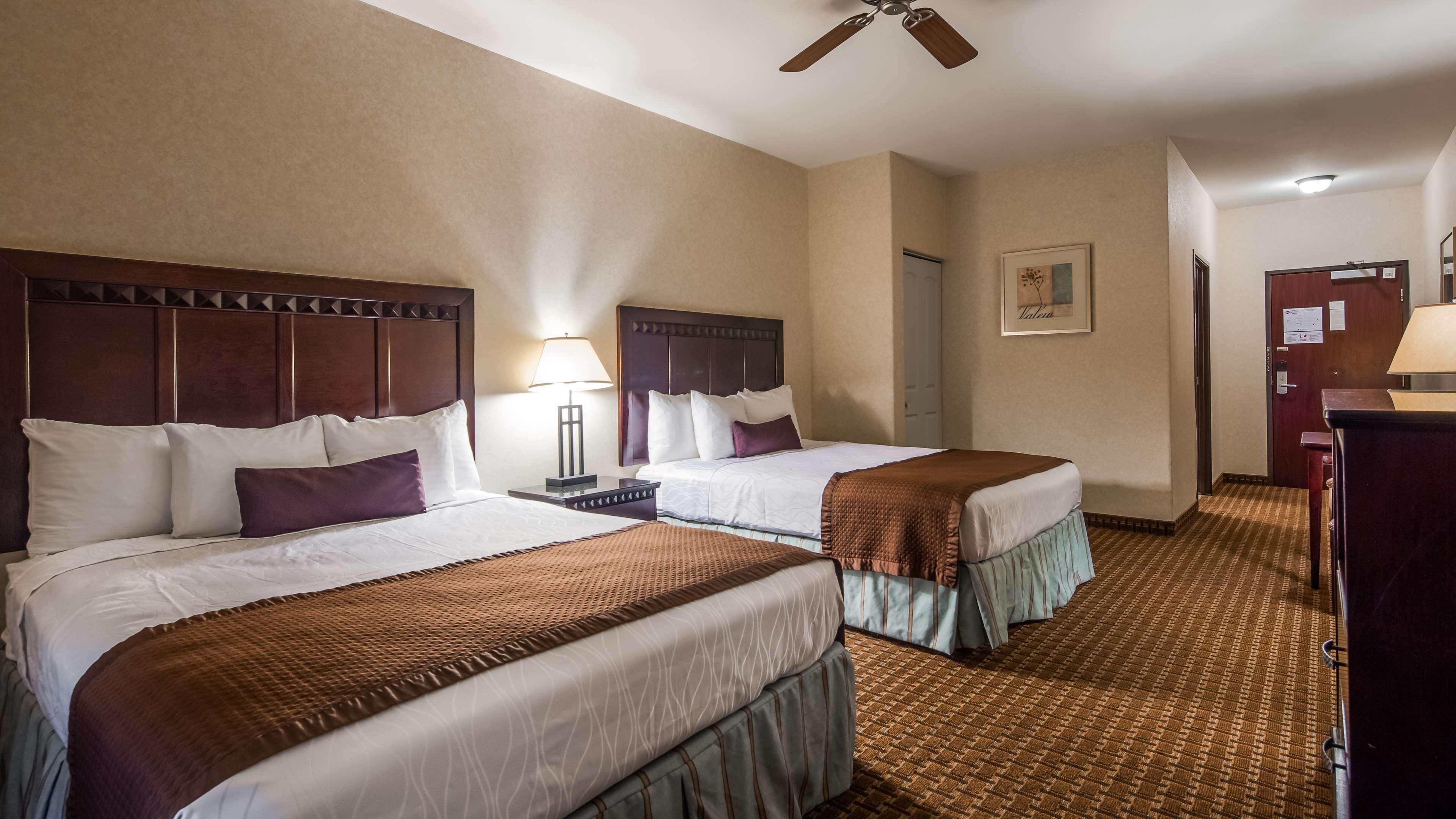 Best Western Plus Main Street Inn Brawley Экстерьер фото