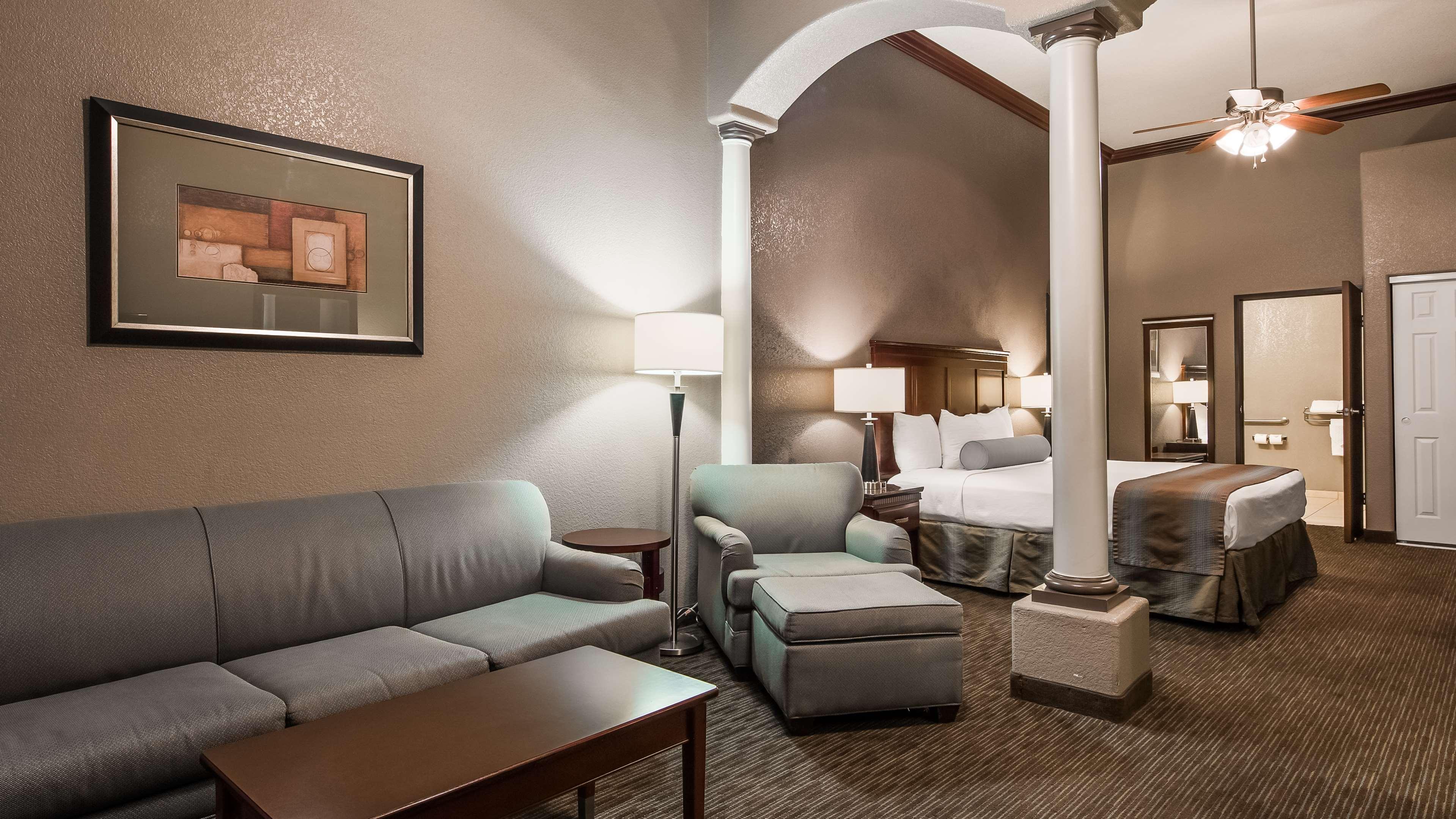 Best Western Plus Main Street Inn Brawley Экстерьер фото