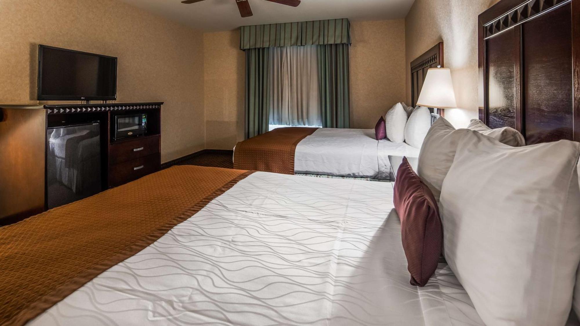 Best Western Plus Main Street Inn Brawley Экстерьер фото