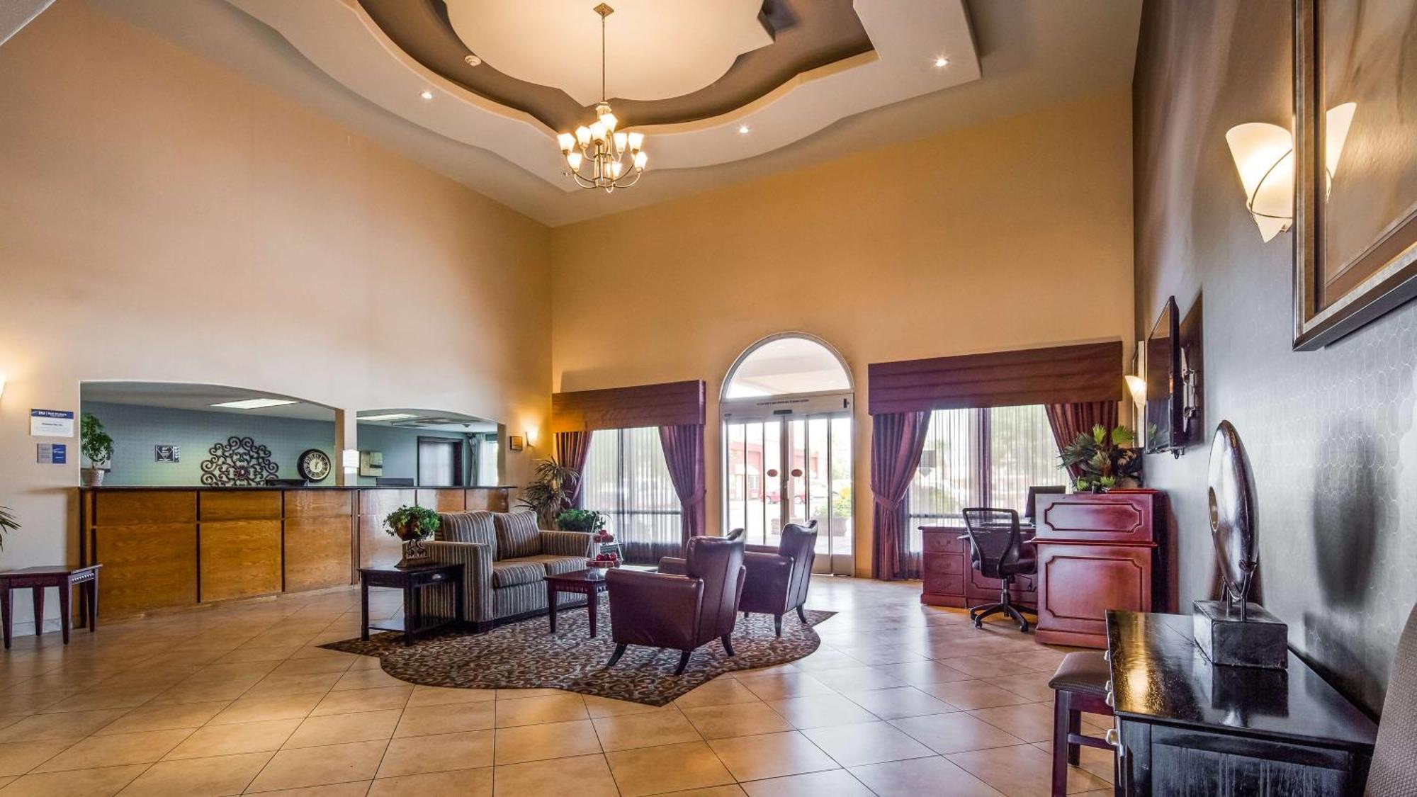 Best Western Plus Main Street Inn Brawley Экстерьер фото