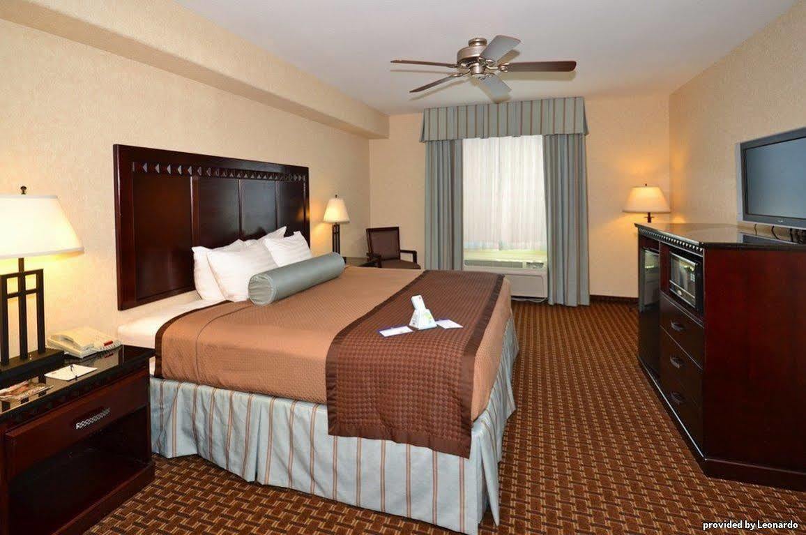 Best Western Plus Main Street Inn Brawley Экстерьер фото