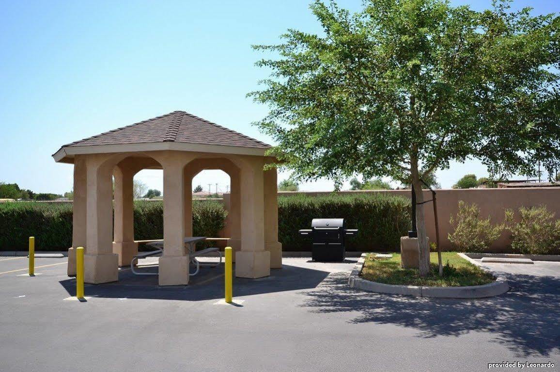 Best Western Plus Main Street Inn Brawley Экстерьер фото